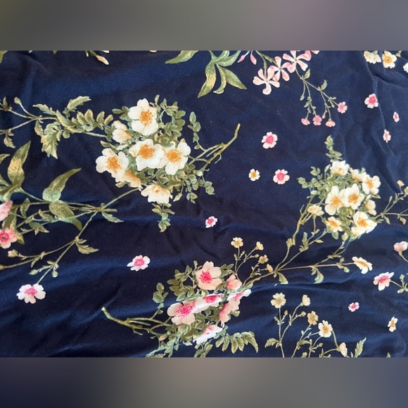 Old Navy Navy Floral Sleeveless Dress - Picture 3 of 5